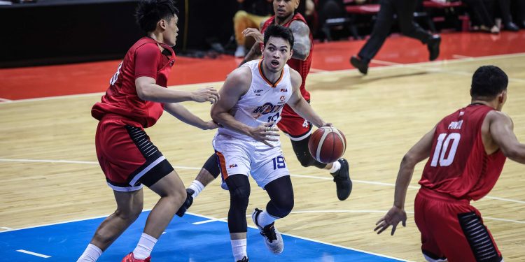Bong Quinto Shines as Meralco's Key to PBA Philippine Cup Success