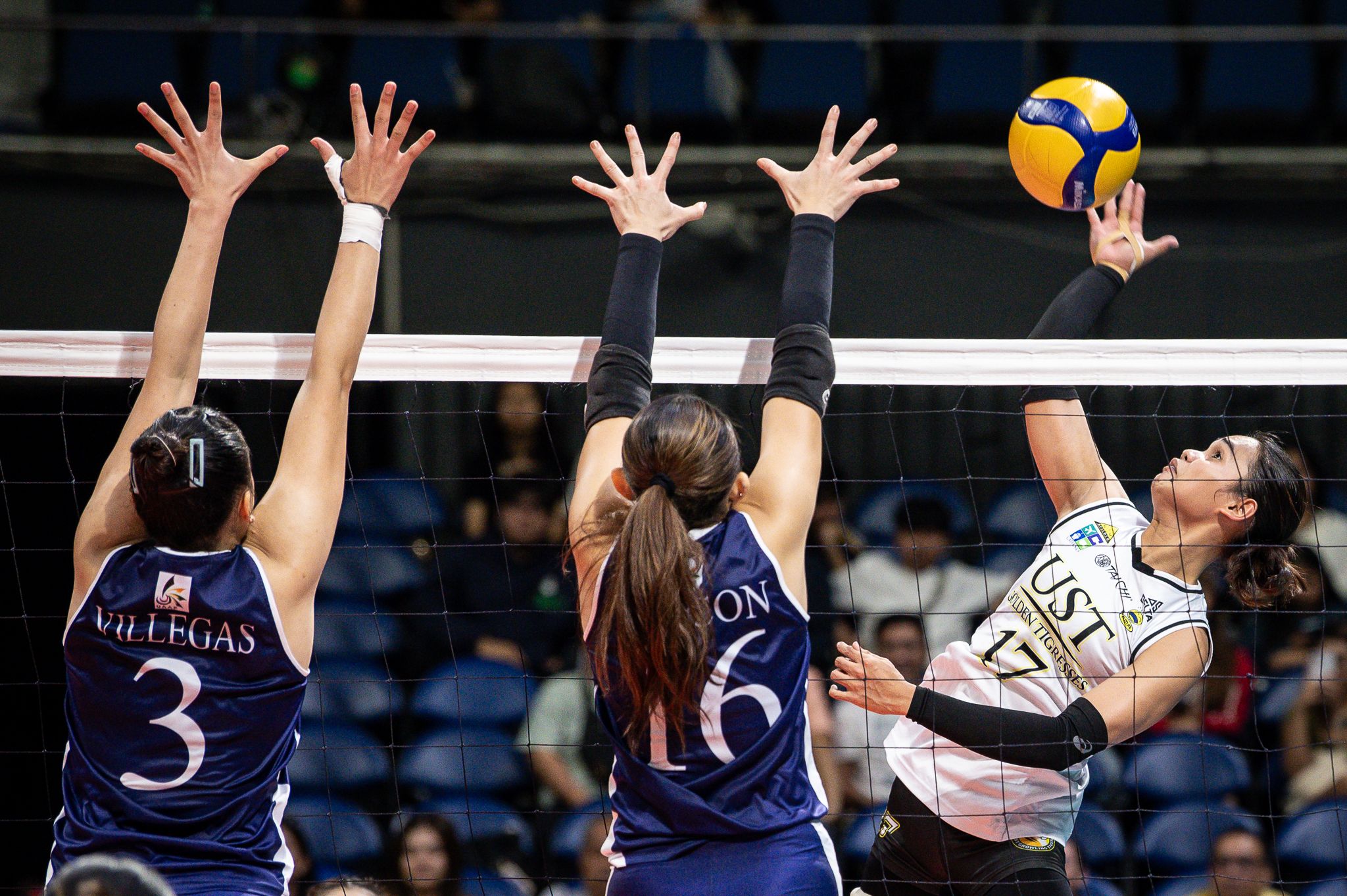 Poyos and Jurado Lead UST to Thrilling Victory Over Adamson in UAAP Volleyball