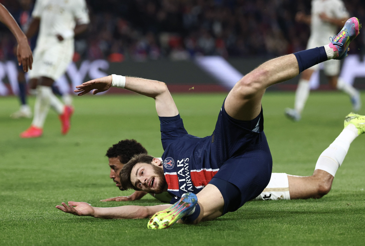 Nice Shocks PSG with First Ligue 1 Defeat Ahead of Arsenal Clash