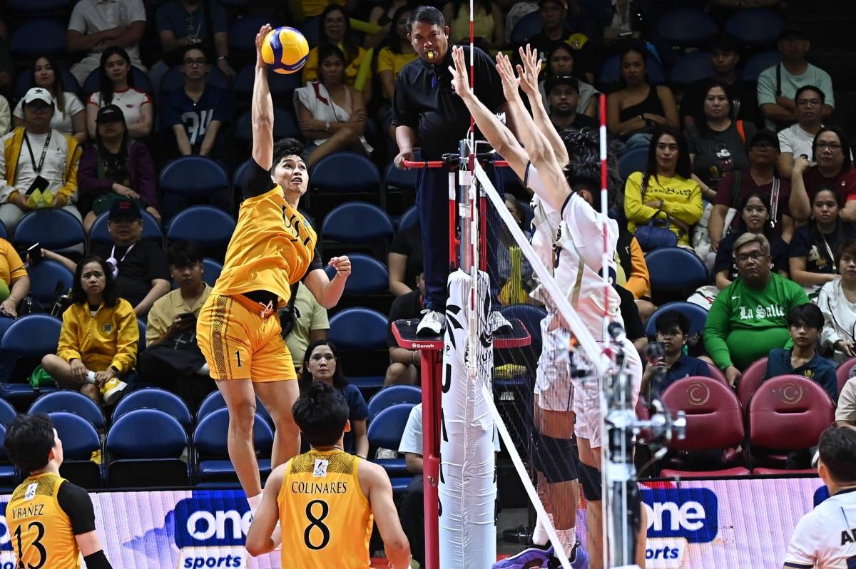 Golden Spikers Triumph Over Bulldogs, Setting Stage for UAAP Volleyball Finals Showdown