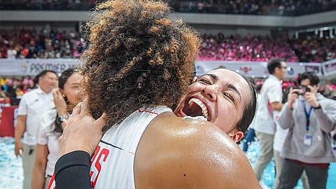 Petro Gazz Angels Triumph in PVL: Van Sickle and Phillips Prove Their Worth