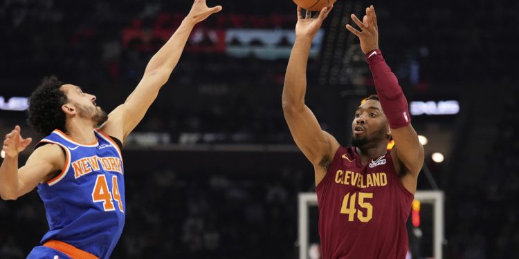 Donovan Mitchell Leads Cavaliers to Historic 61st Victory, Nearing Top Eastern Conference Seed
