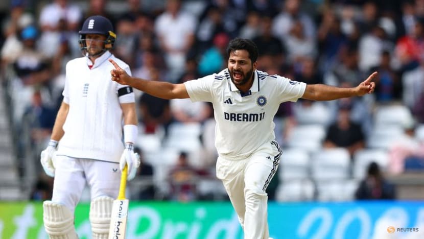 Duckett's Century and Thakur's Heroics Lead to Thrilling Test Match Victory for England
