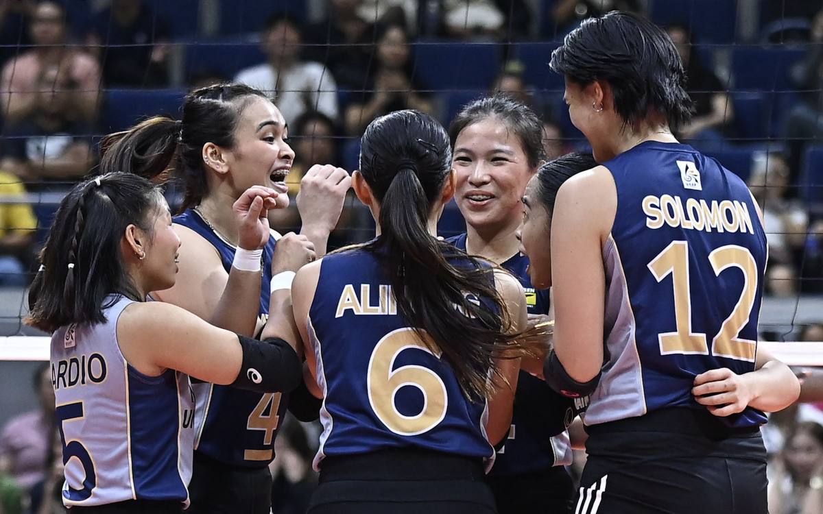 NU Lady Bulldogs Triumph Over FEU in Five-Set Thriller to Reach UAAP Finals