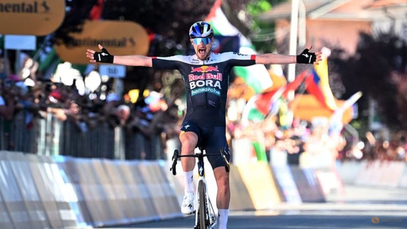 Nico Denz Triumphs Solo in Giro d'Italia Stage 18, Del Toro Maintains Lead