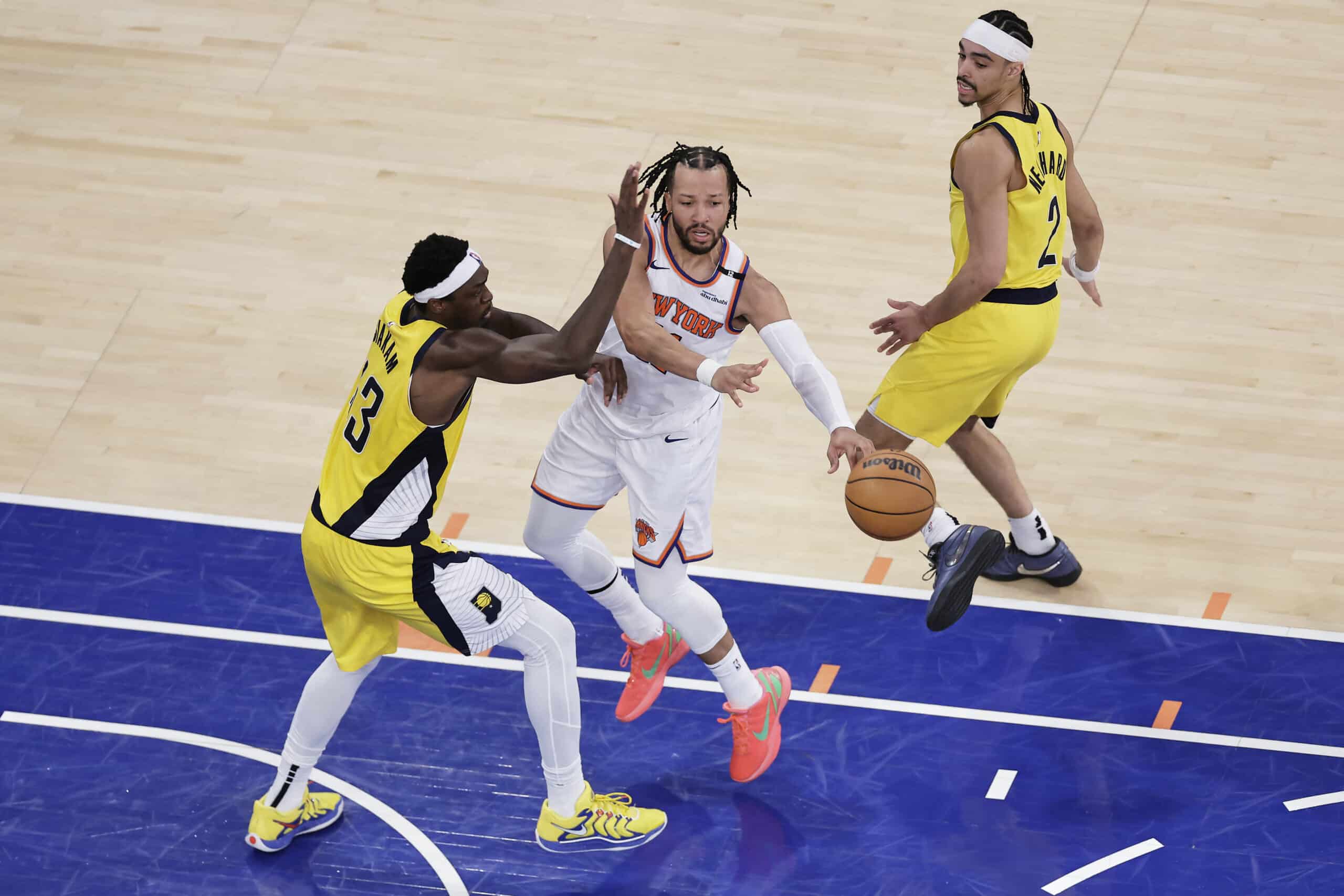 Knicks Keep Playoff Hopes Alive with Dominant Game 5 Victory Over Pacers