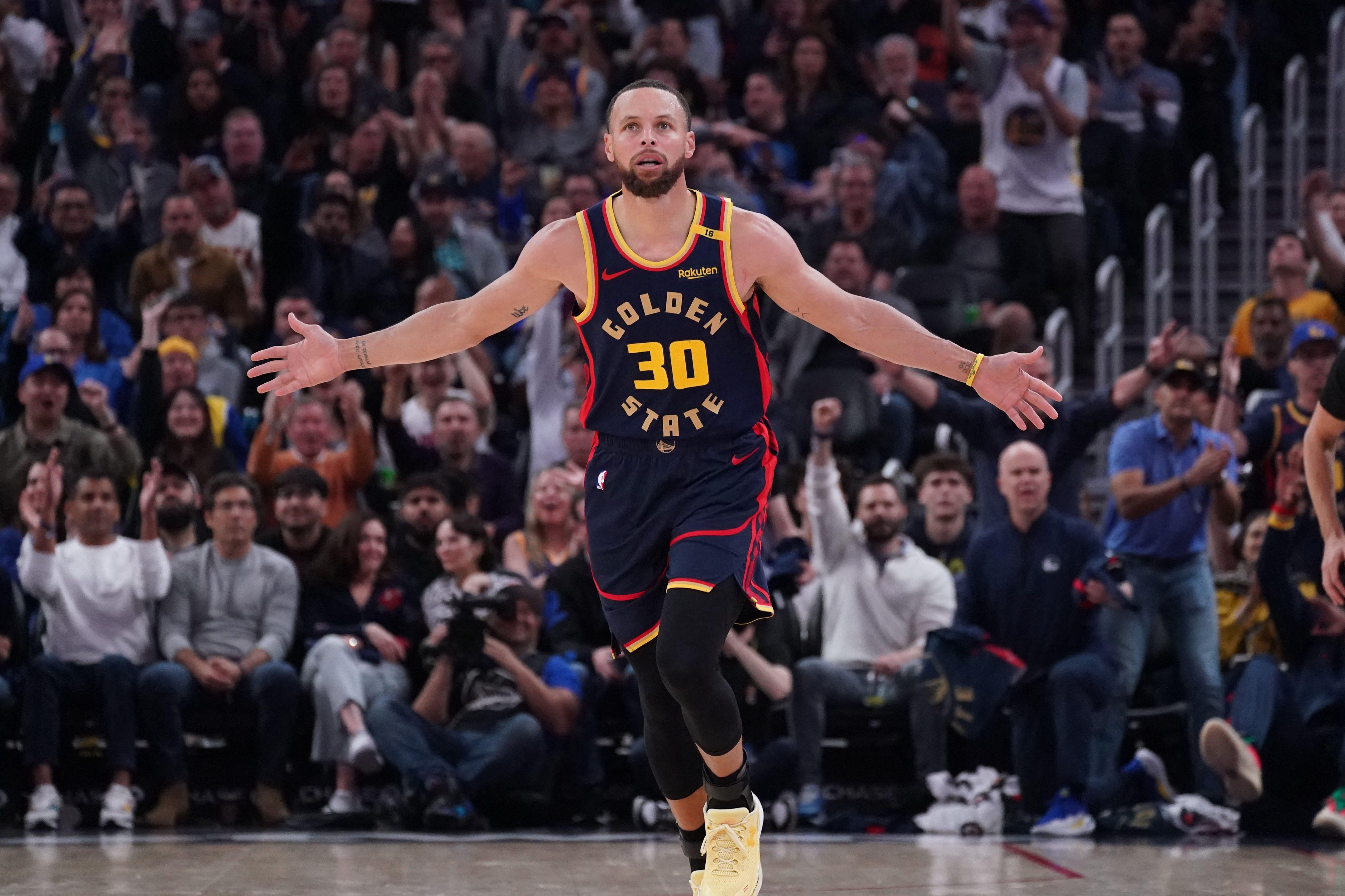 Warriors Face Timberwolves in Game 2 Without Curry: Who Will Rise to the Challenge?