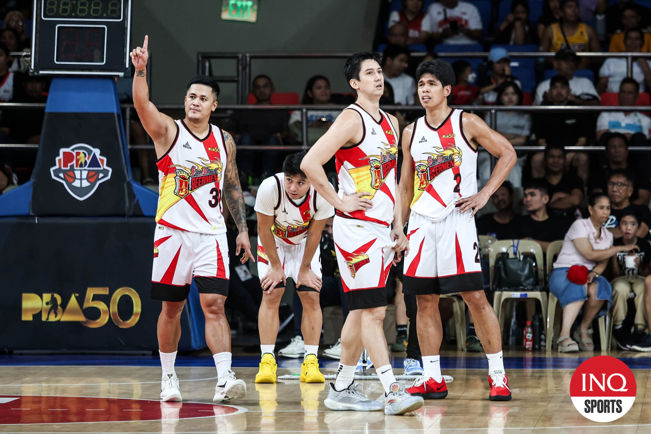 San Miguel Beermen Even Series with Ginebra in PBA Philippine Cup Semifinals