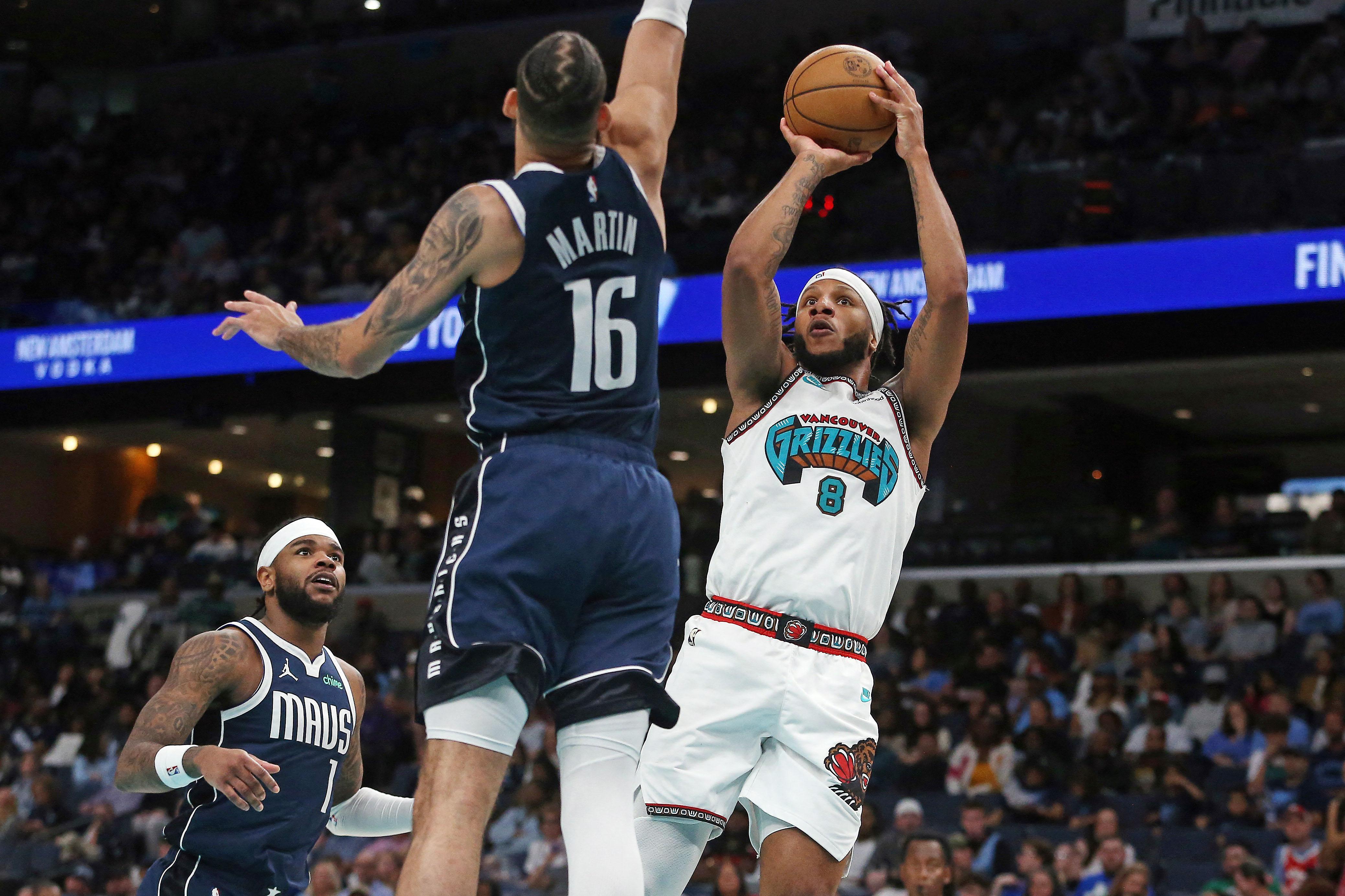 Grizzlies Dominate Mavericks with Bench Players in Season Finale