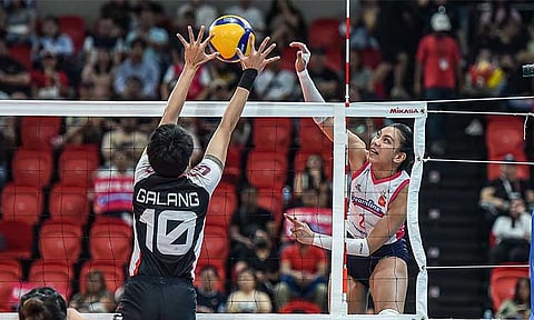 Valdez powers Cool Smashers past Crossovers in QF opener
