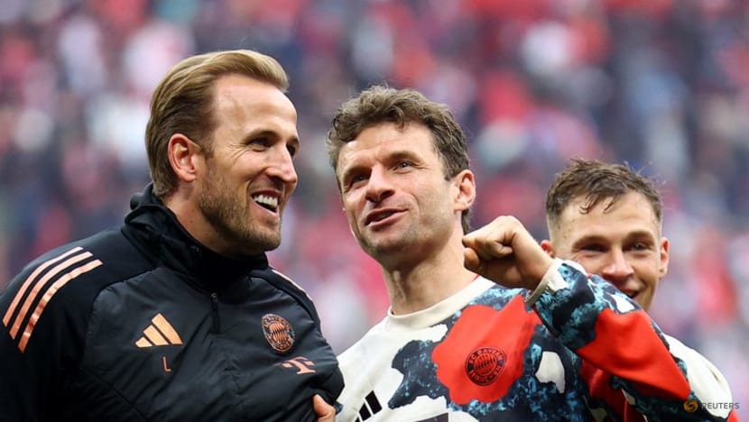 Bayern Munich Clinches Record-Extending Bundesliga Title as Leverkusen Stumbles