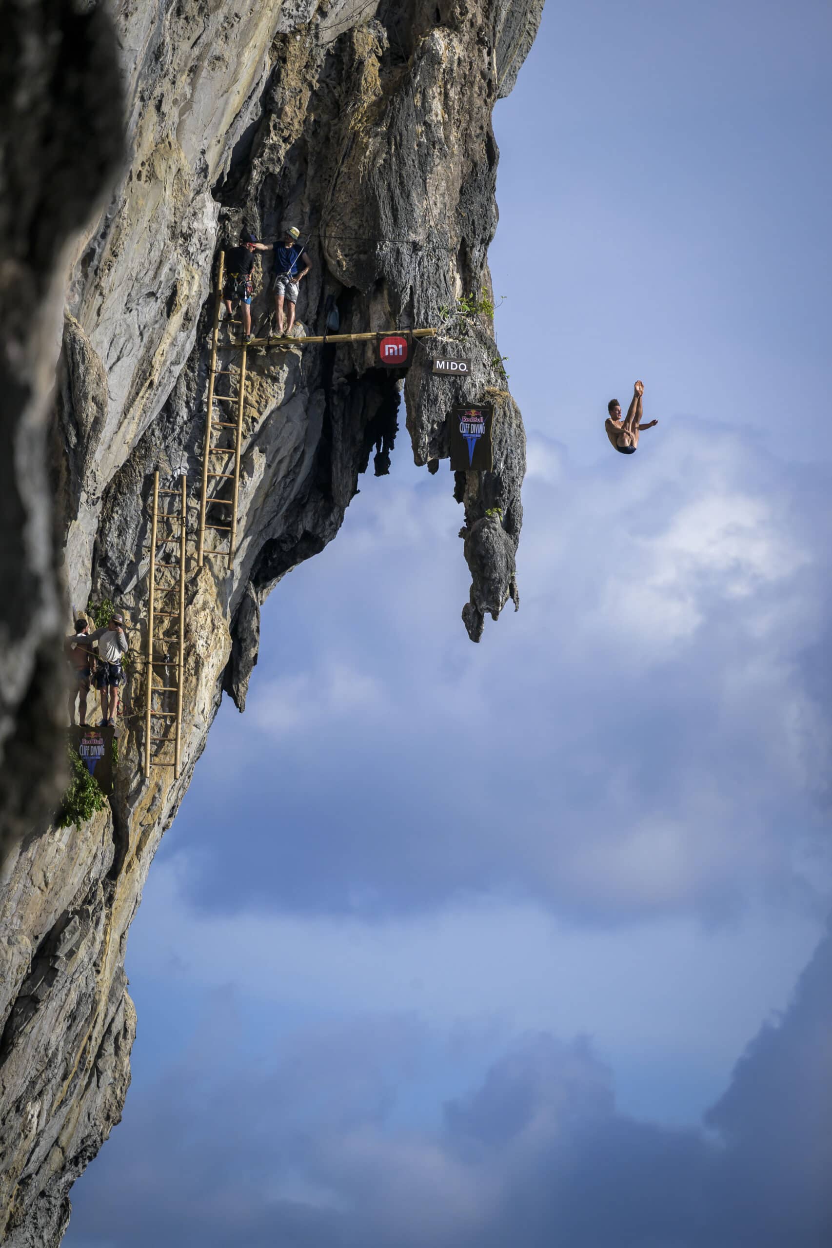 Cliff Diving's Olympic Ambitions Soar Amidst El Nido's Stunning Cliffs