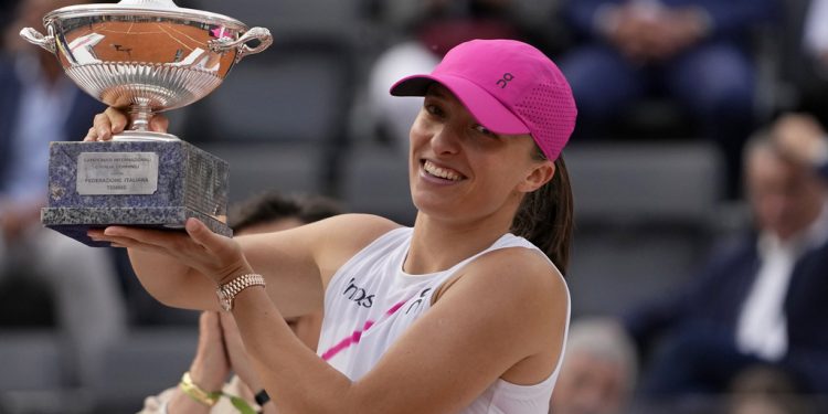 Who is Iga Swiatek? Take a look at Alex Eala’s quarterfinal opponent at the 2025 Miami Open