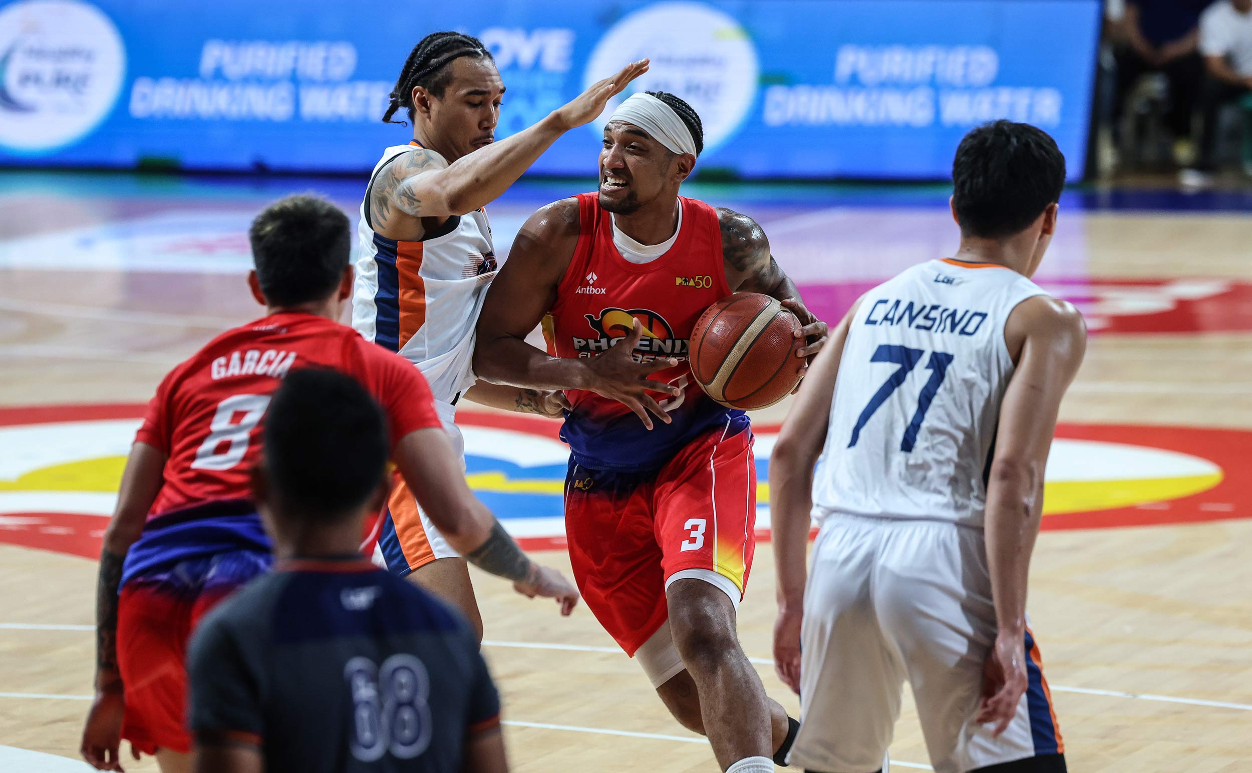 Jason Perkins' Comeback Powers Phoenix to Victory Over Meralco in PBA Philippine Cup