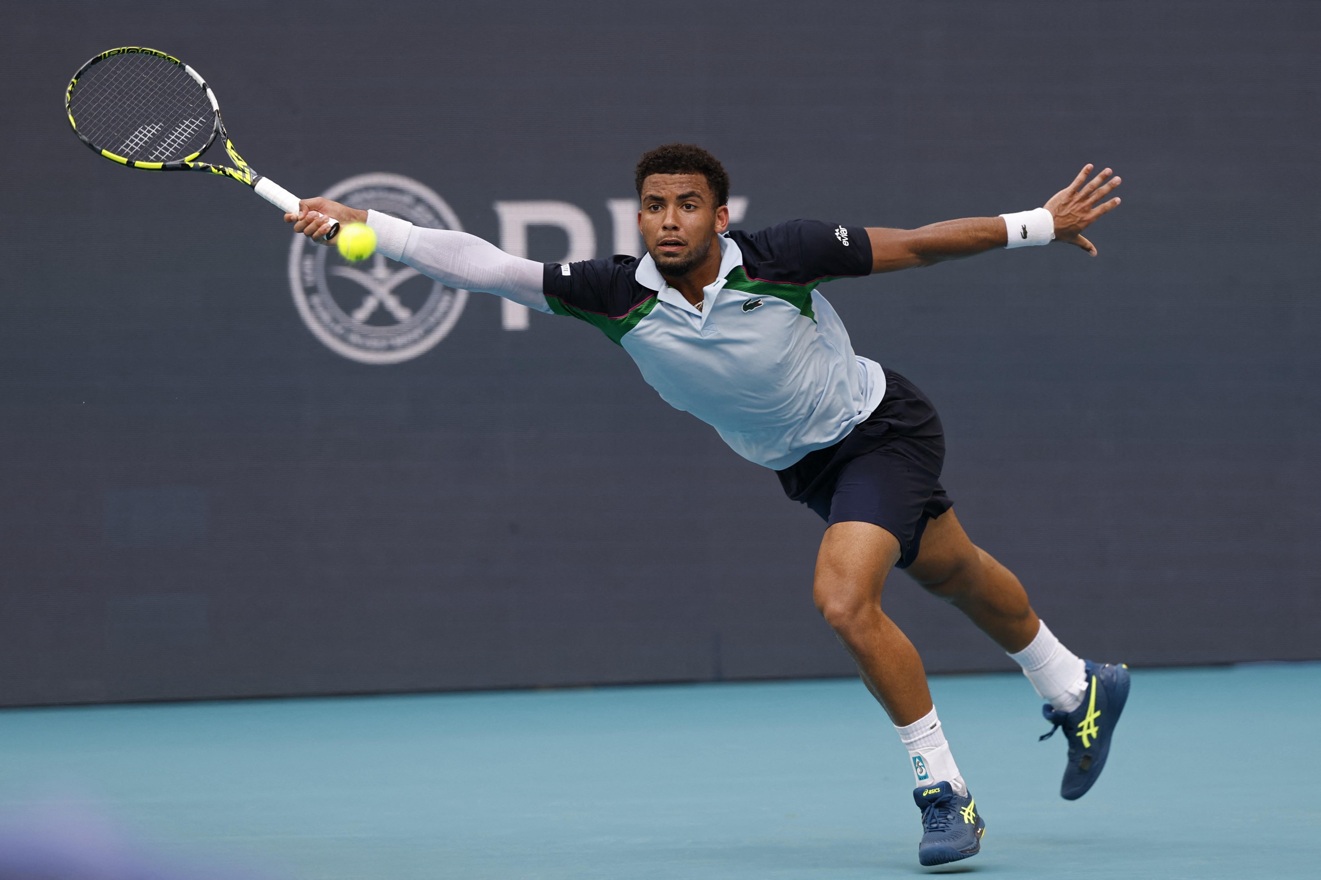 Arthur Fils upsets top-seeded Alexander Zverev to reach Miami Open quarters