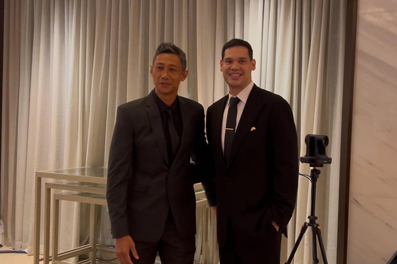 PBA Legends Danny Ildefonso and Danny Seigle Celebrate Reunion at 50 Greatest Players Induction
