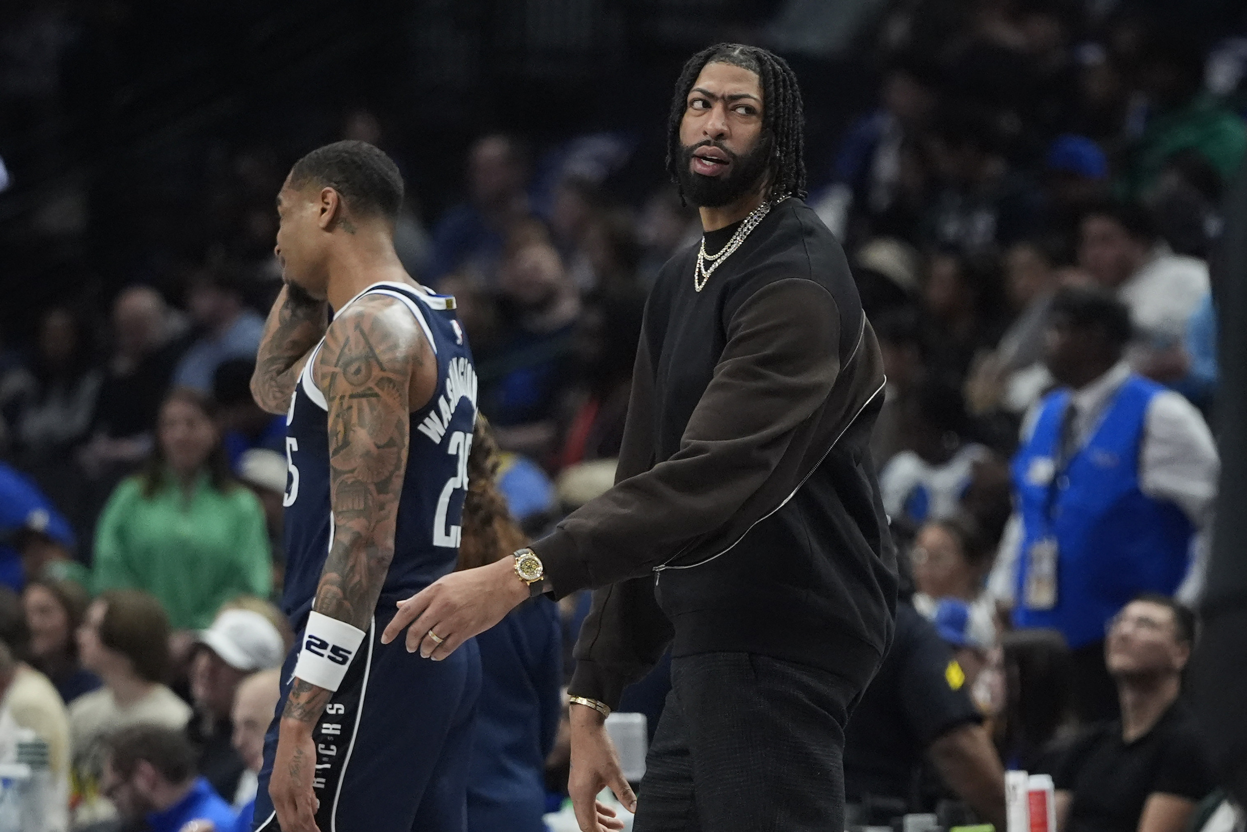 NBA: Anthony Davis could return during Mavericks’ road trip