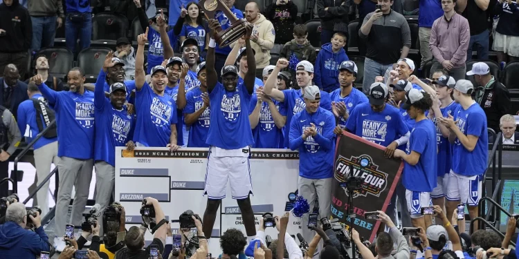 Duke’s great D sends Blue Devils to their 18th Final Four