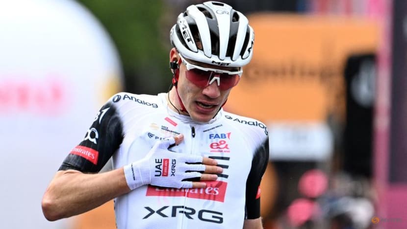 Juan Ayuso Seizes Victory in Giro d'Italia Stage Seven, Roglic Claims Pink Jersey