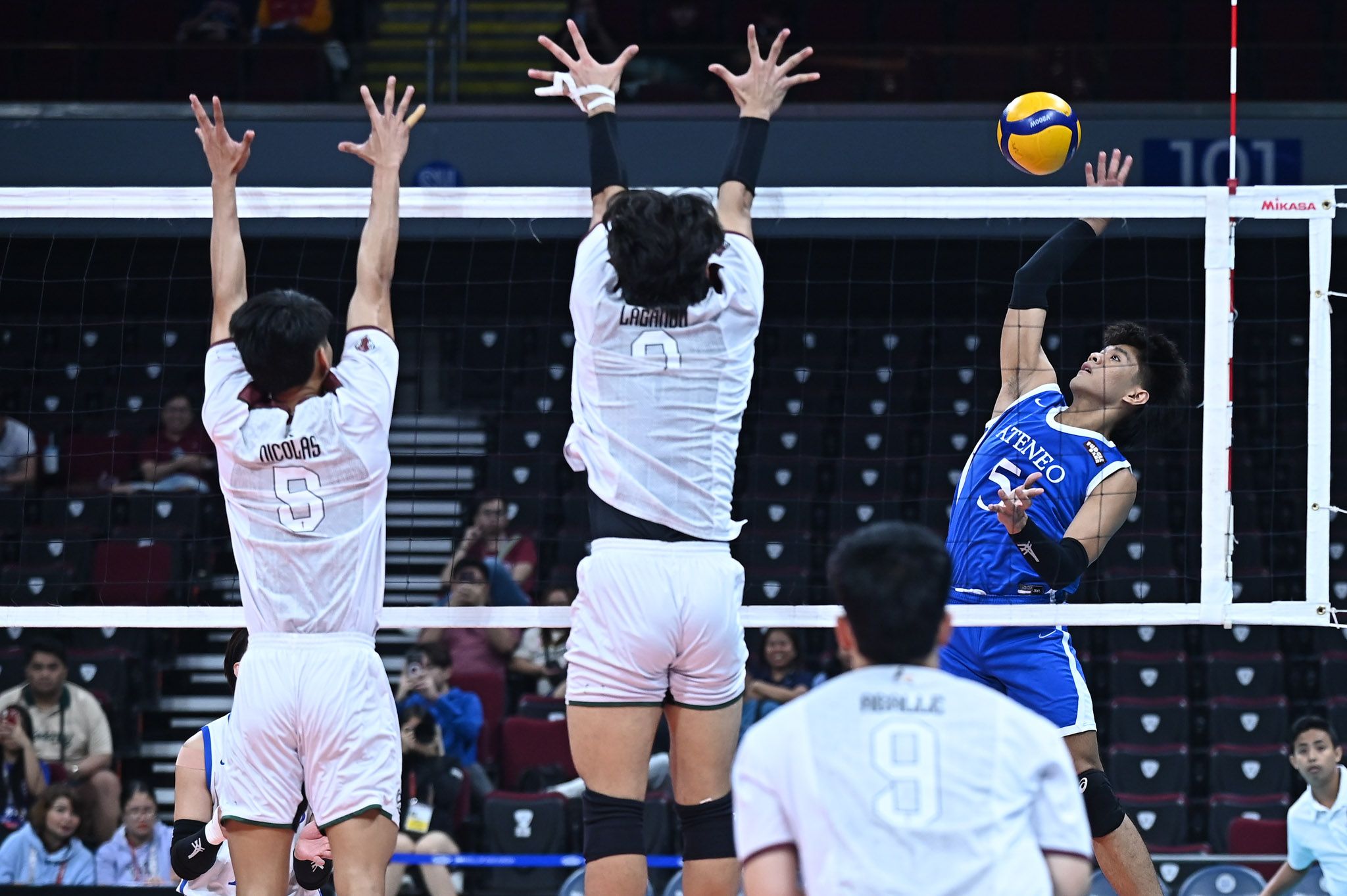 Ateneo routs UP; Adamson downs UE