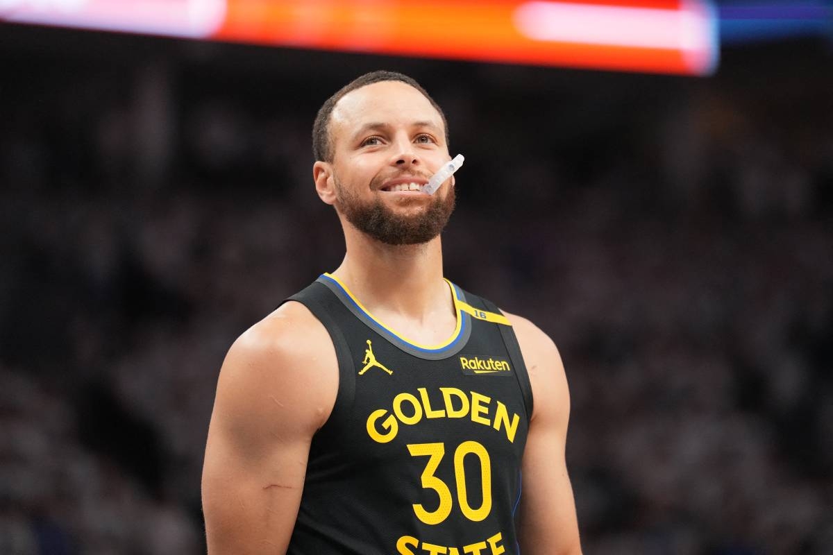 Stephen Curry Optimistic About Warriors' Future After Playoff Disappointment