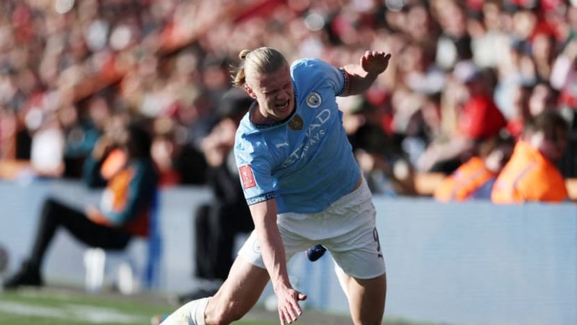 Haaland's Injury Sidelines Him for Up to Seven Weeks, Challenges Manchester City's Season