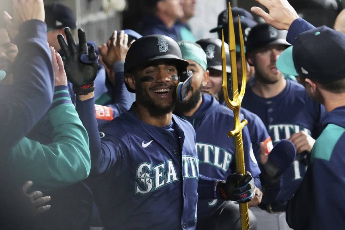 Julio Rodríguez's Grand Slam Powers Mariners to Victory Over White Sox