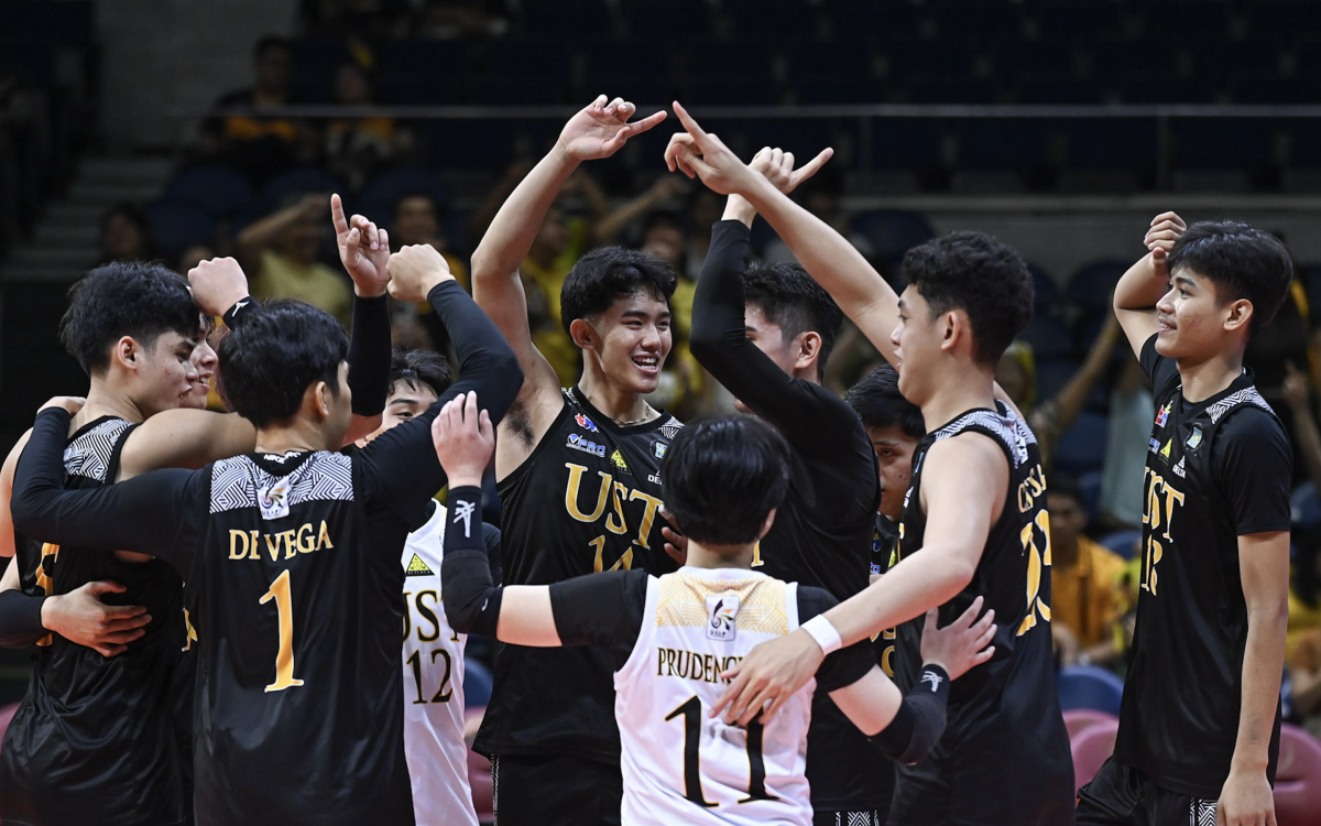 UST Golden Spikers Crush UE Warriors, Edge Closer to UAAP Volleyball Final Four