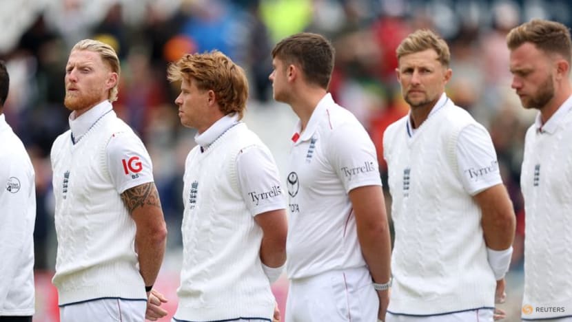 England's Batting Blitz: Duckett, Crawley, and Pope Smash Centuries Against Zimbabwe at Trent Bridge