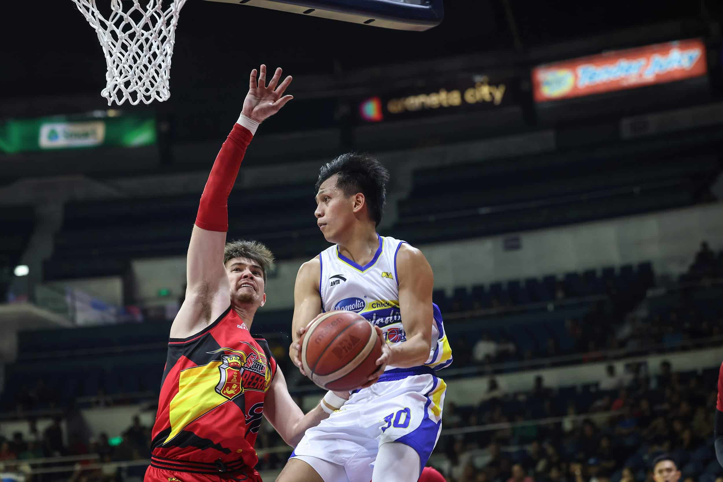 Magnolia's Dramatic Comeback Secures Perfect Start Against San Miguel in PBA Philippine Cup