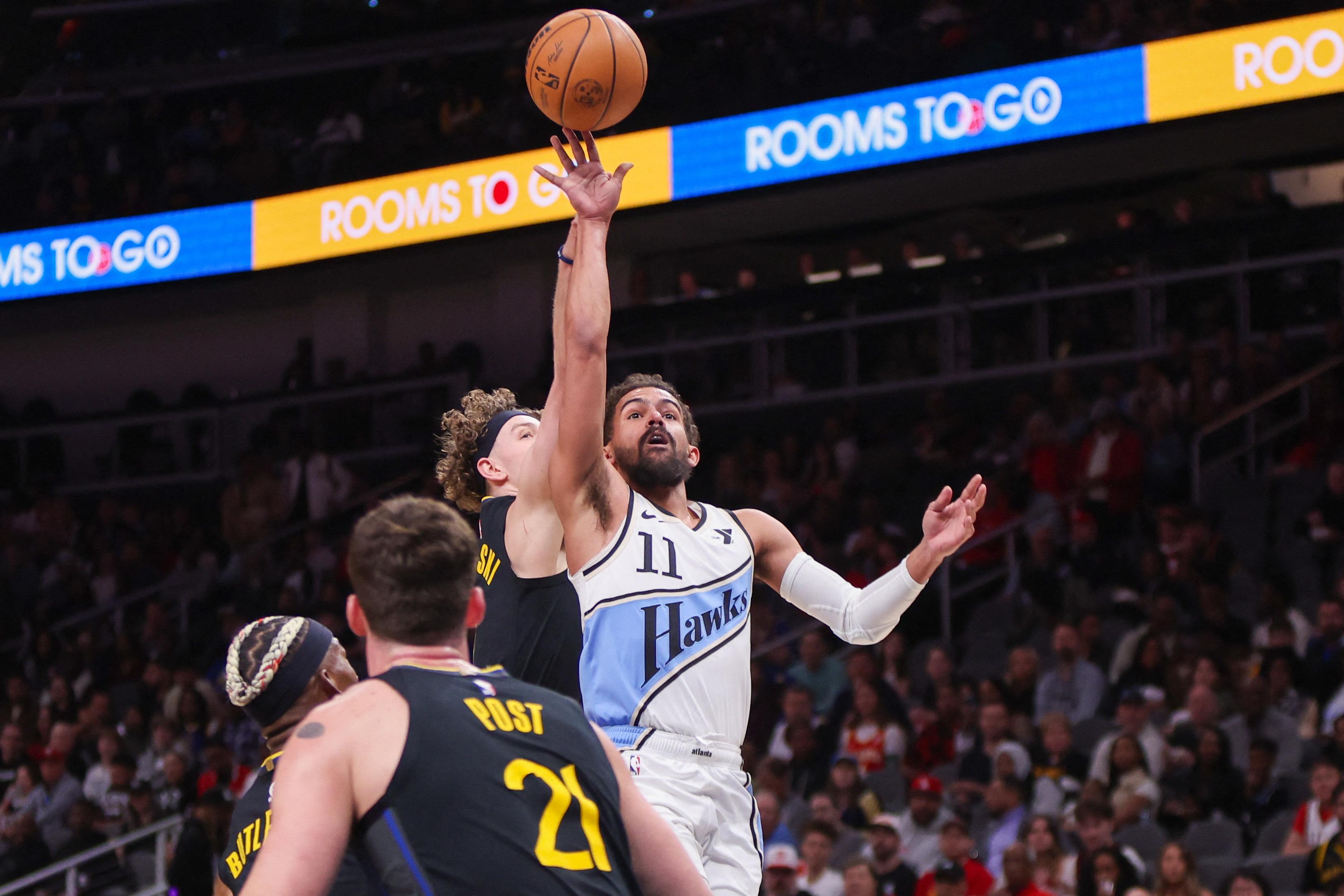 NBA: Hawks get past Warriors, earn split of season series