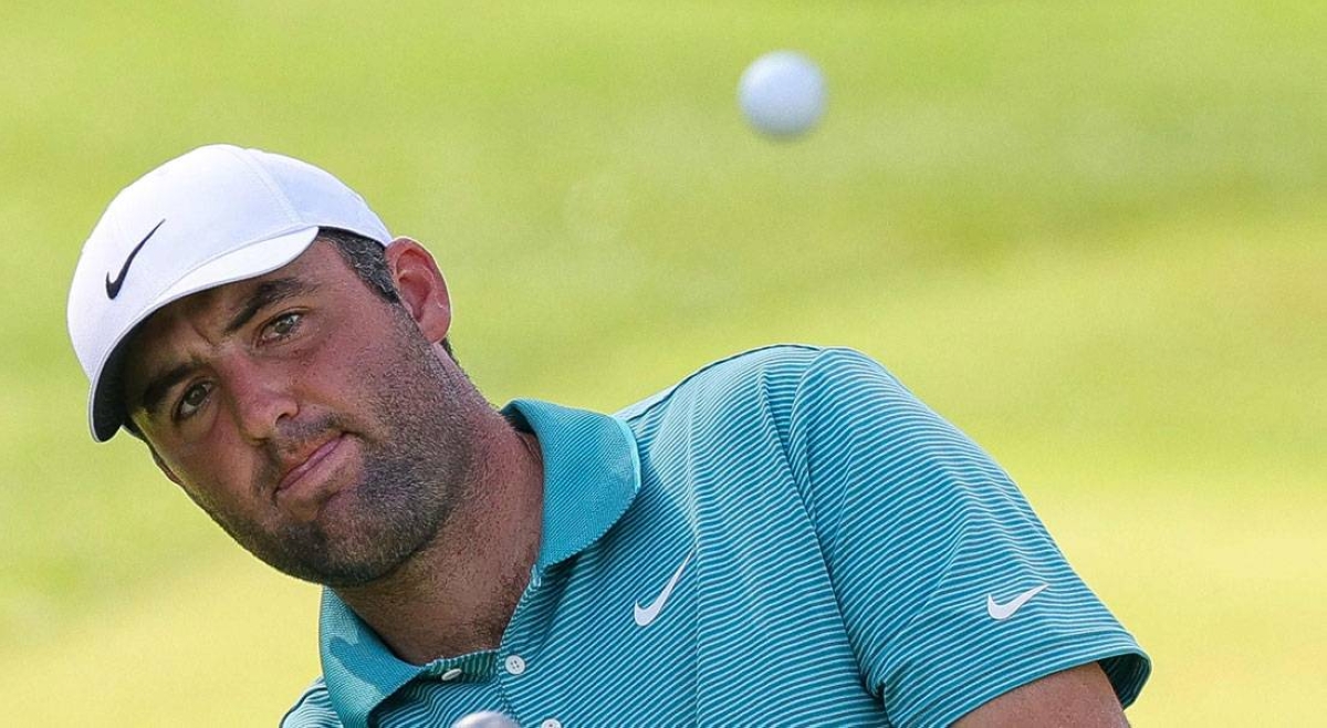 Scottie Scheffler Surges Ahead with Late Charge at PGA Championship