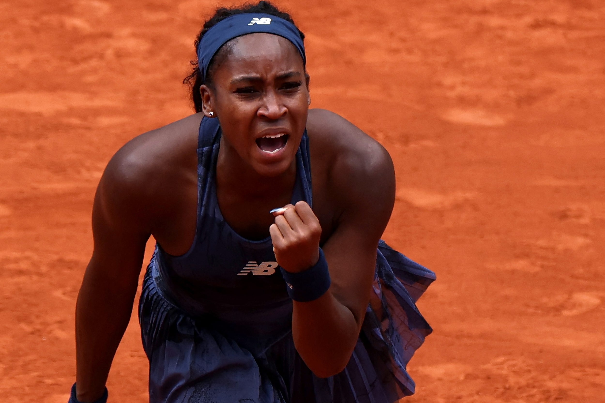 Coco Gauff Dominates Early, Battles to Victory Over Alexandrova at French Open