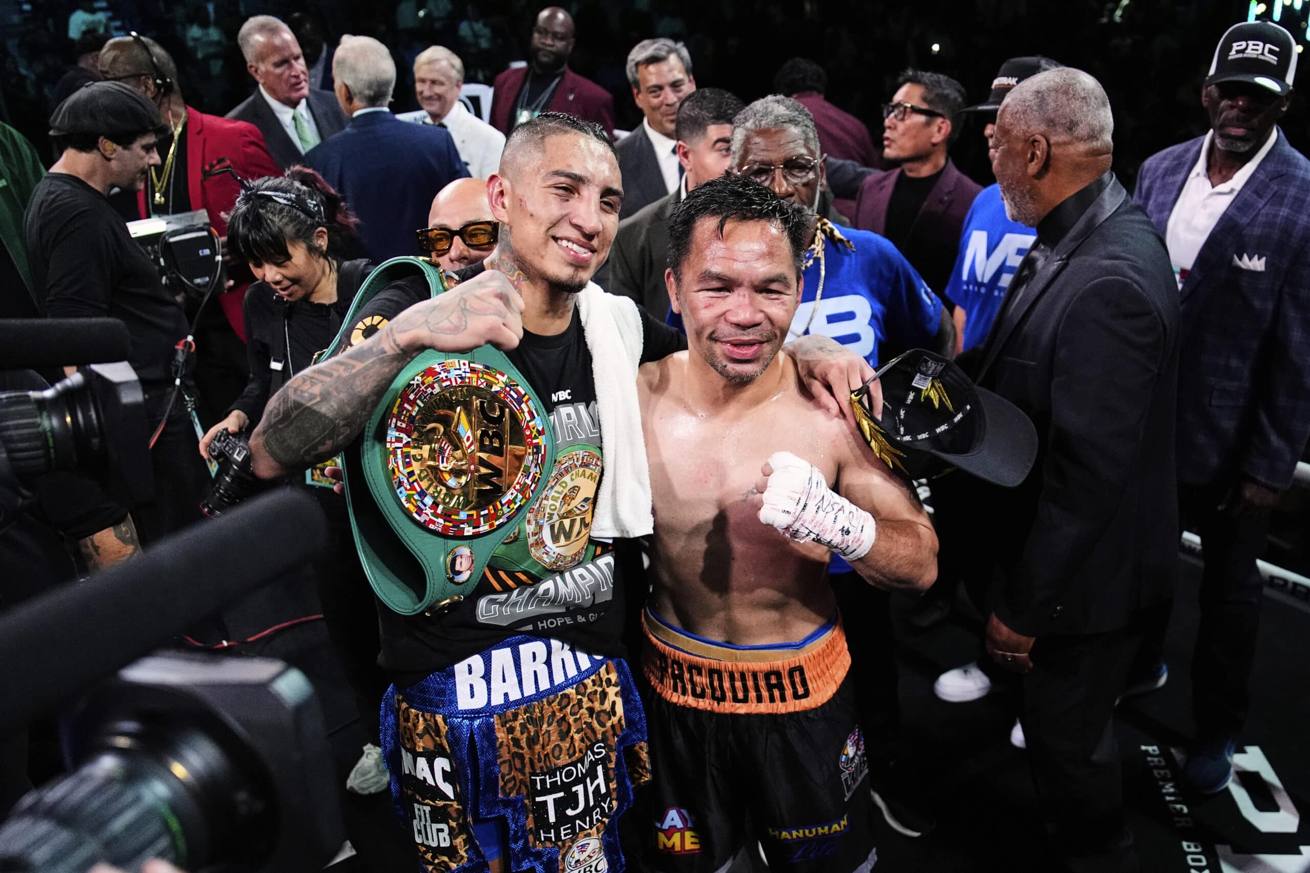 Controversial Draw in Pacquiao-Barrios Bout Stuns Boxing World