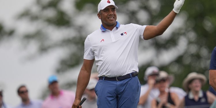 Vegas Leads PGA Championship Amidst Stellar Performances and Major Drama