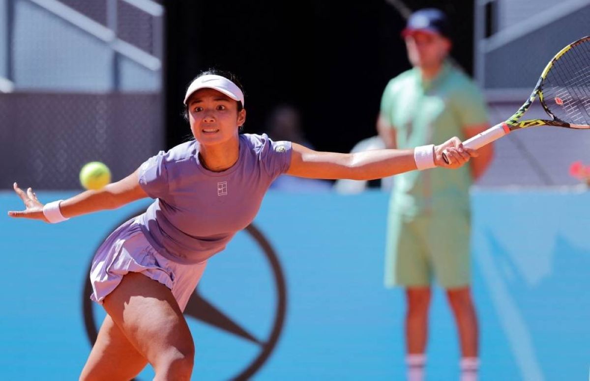 Filipino Tennis Prodigy Alex Eala Poised for Grand Slam Debut at French Open