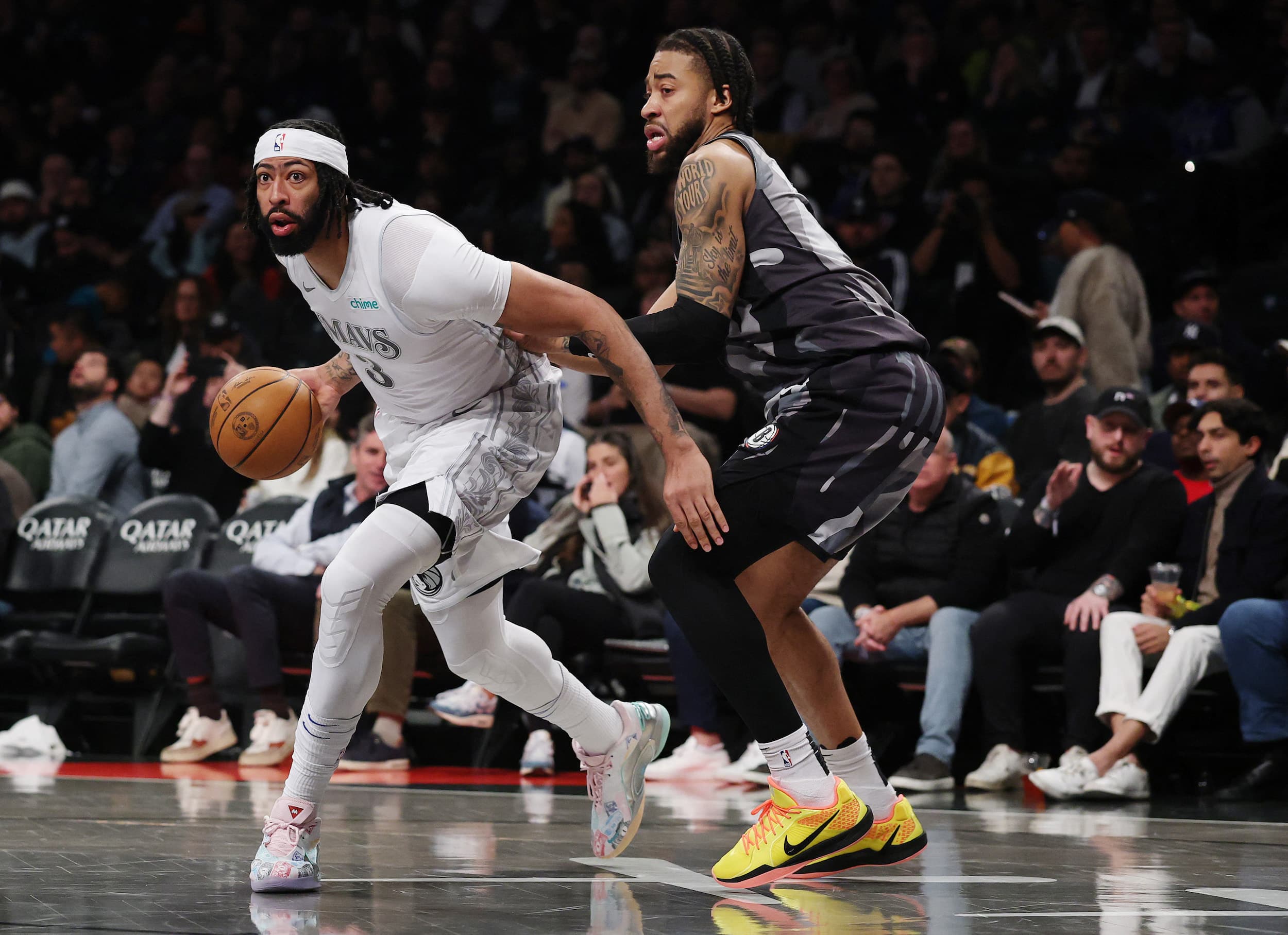 NBA: Anthony Davis returns, Mavericks dominate Nets