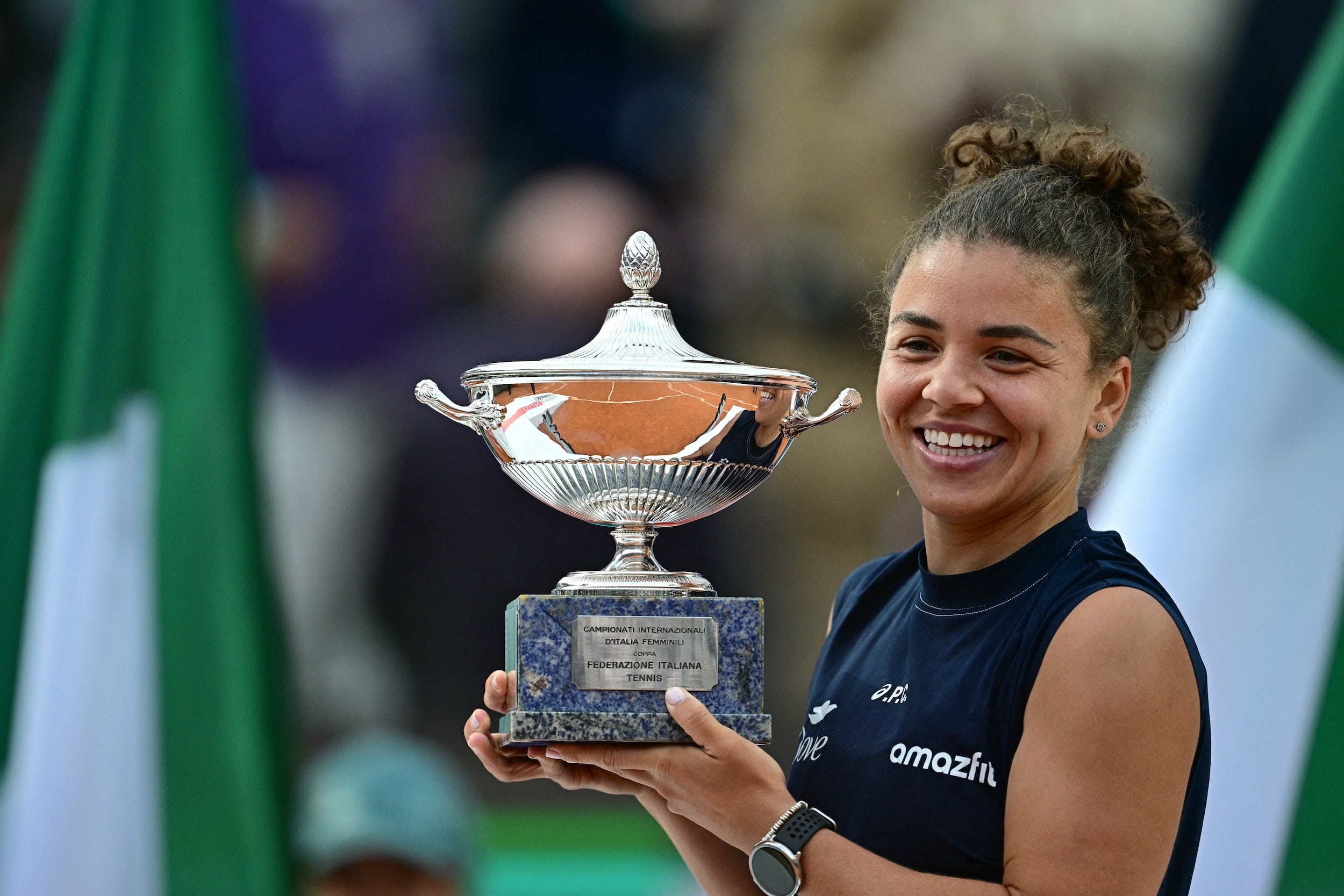 Jasmine Paolini Triumphs at Italian Open, Eyes Double Glory in Rome