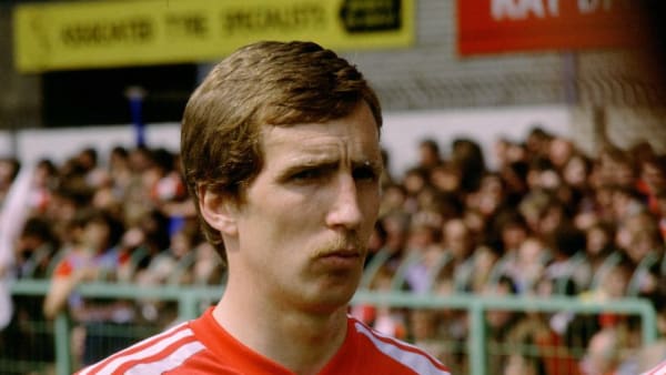 Joey Jones, Legendary Defender for Wales and Liverpool, Passes Away at 70