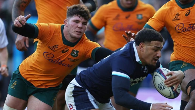 Sione Tuipulotu Pledges Full Commitment to Lions Despite Australian Roots