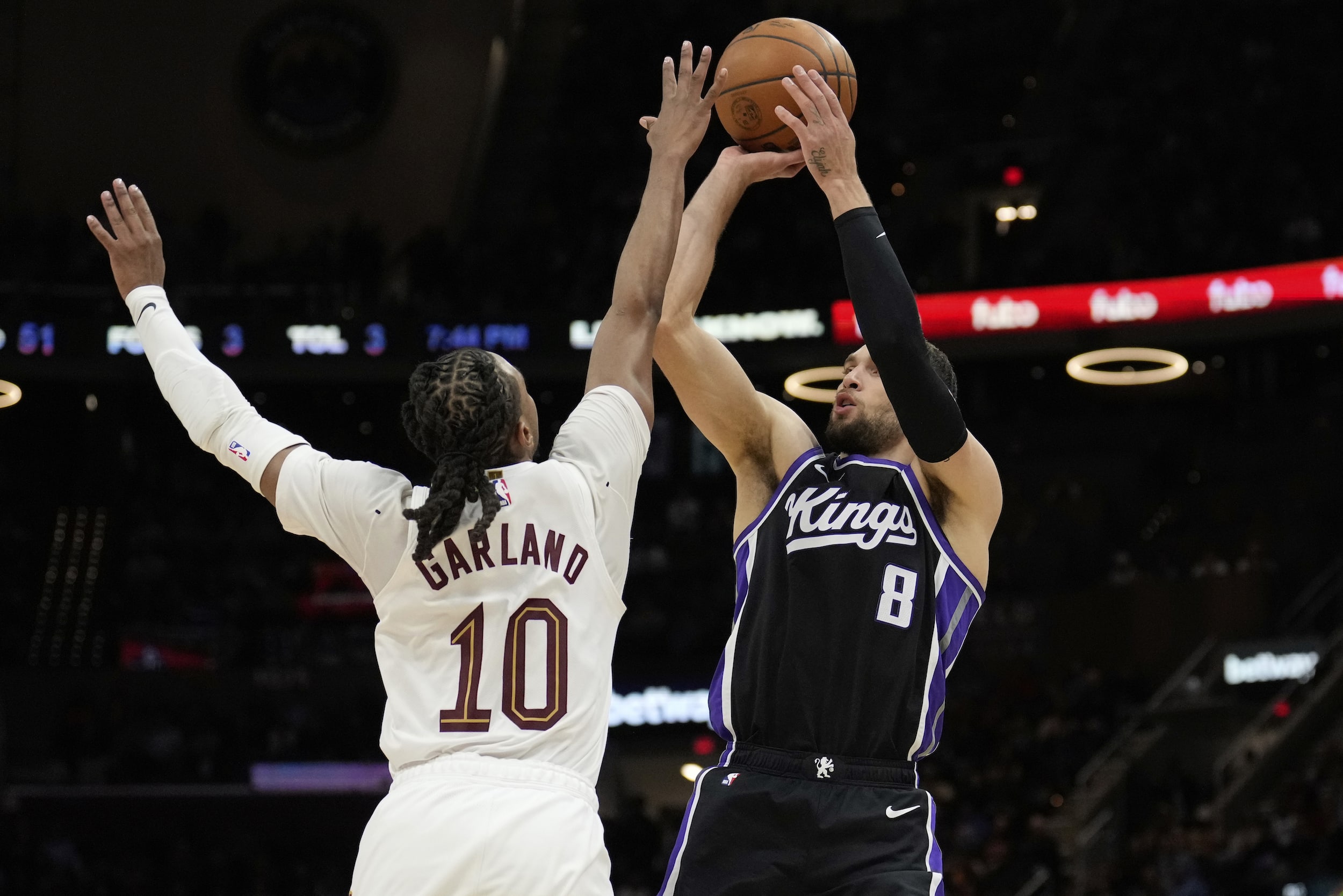 Zach LaVine's Clutch Performance Propels Sacramento Kings Closer to NBA Playoffs