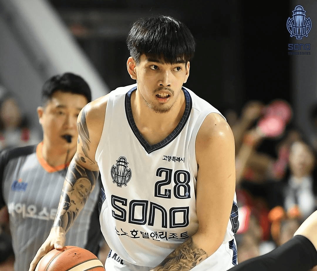 Quiambao's Double-Double Powers Skygunners to Victory; Alvano Leads Wonju to Triumph in KBL