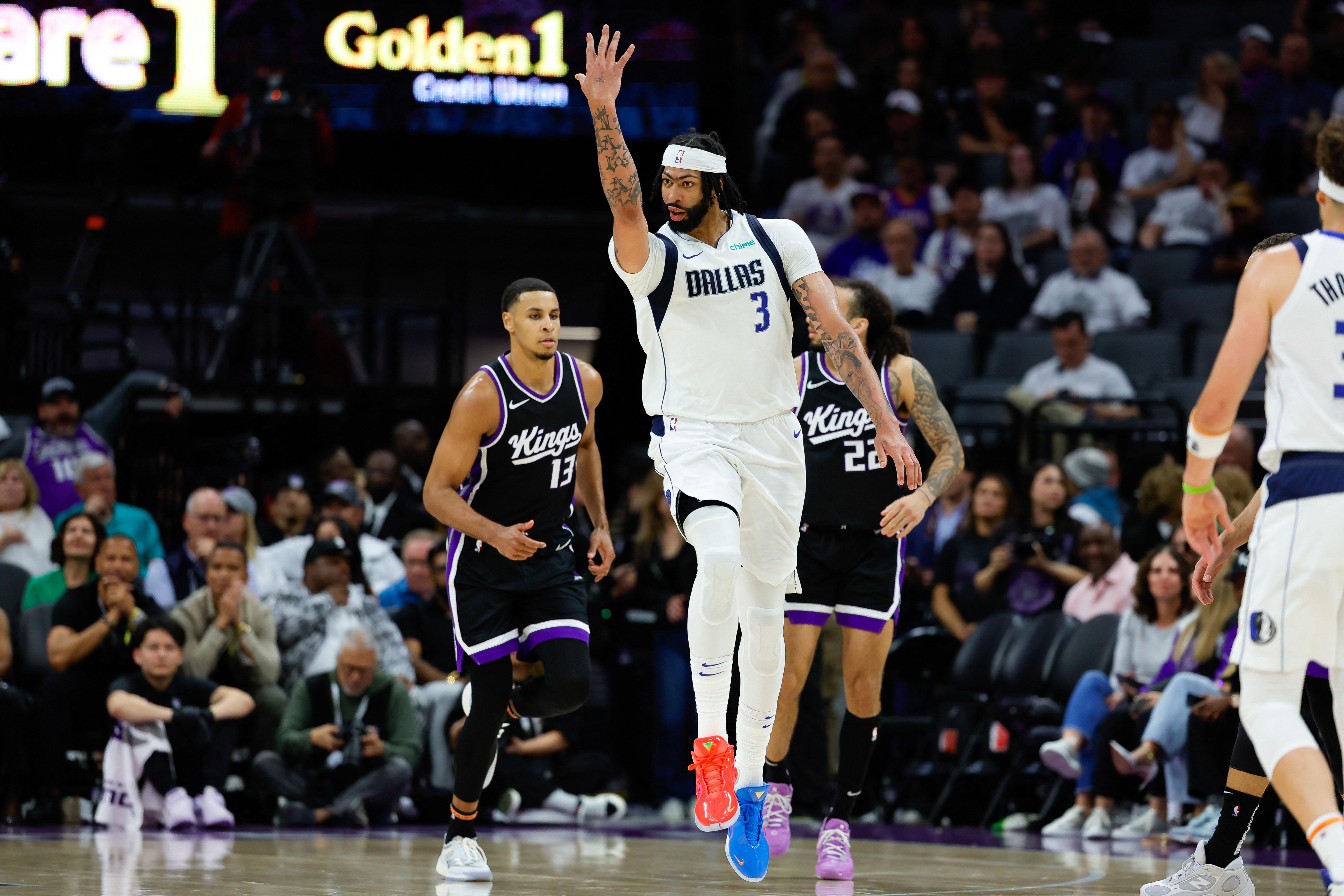 Mavericks Crush Kings to Advance in NBA Play-In Tournament