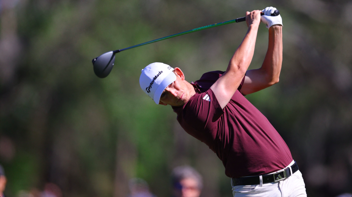 Bridgeman leads Valspar, Hovland in contention
