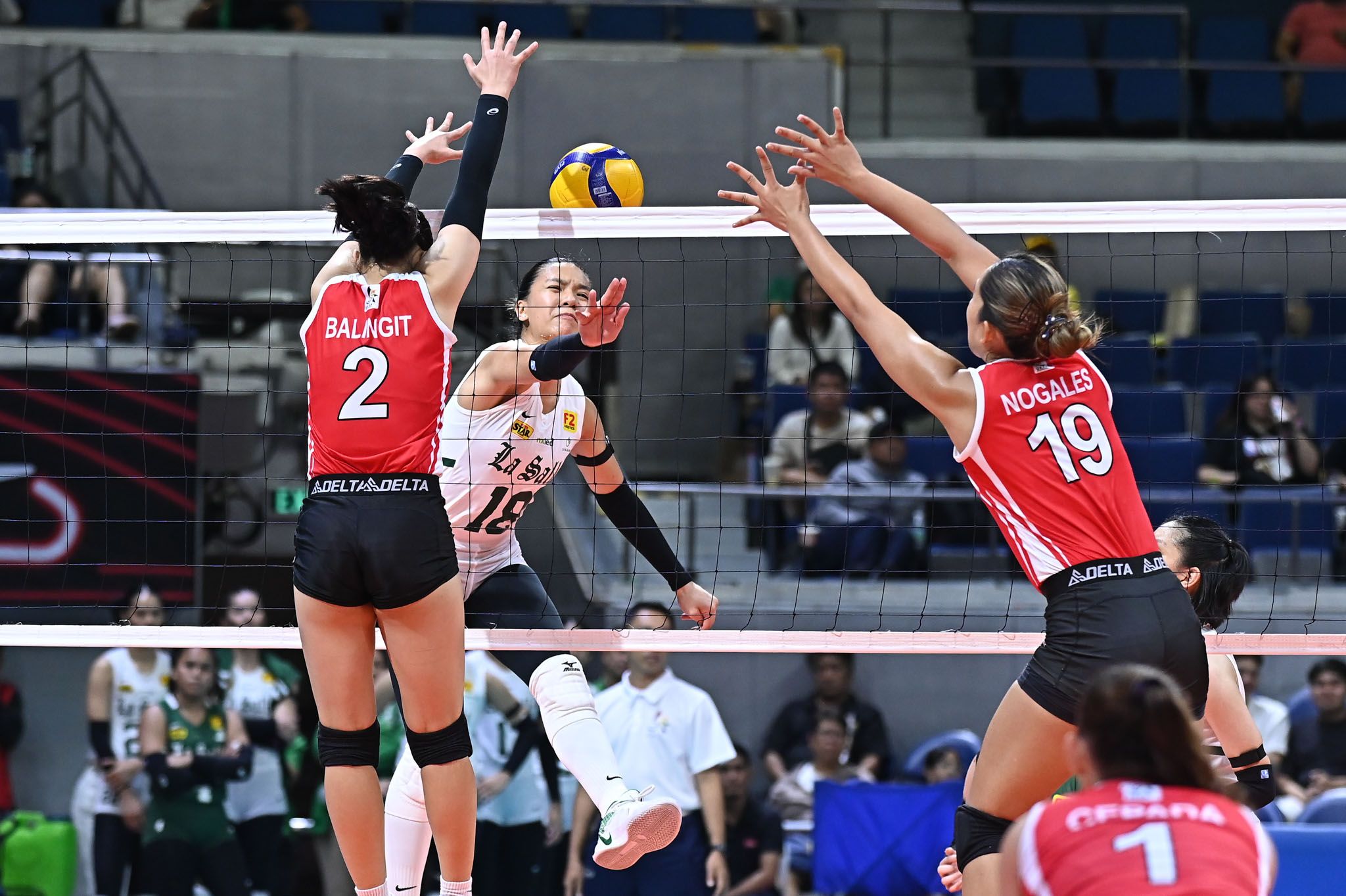 Jillian Santos Shines in UAAP Volleyball, Boosts La Salle to Victory