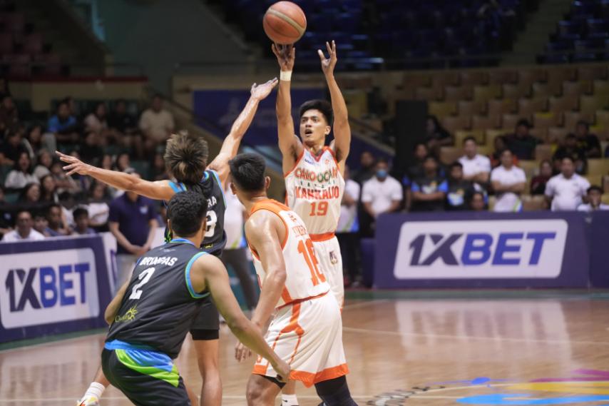 Caloocan trips Bataan, gains ground in MPBL