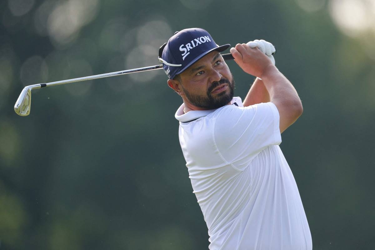 J.J. Spaun Takes Commanding Lead at US Open with Stellar Bogey-Free Round