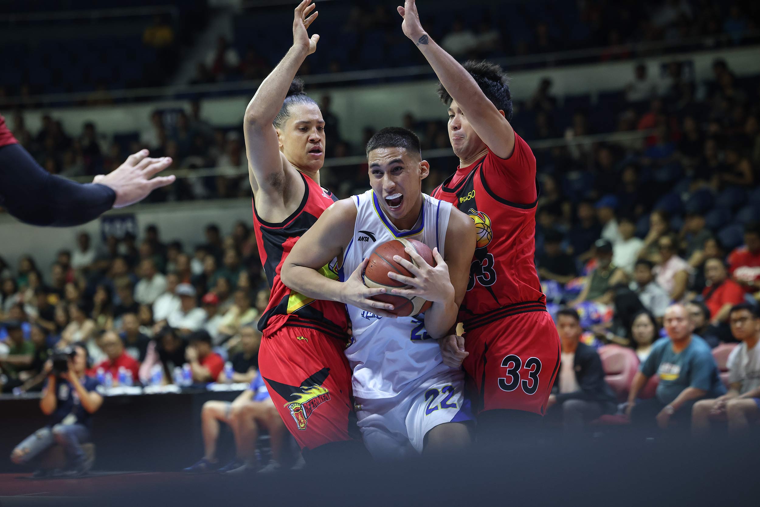 Mark Barroca's Clutch Performance Secures Magnolia's Victory Over San Miguel in Overtime