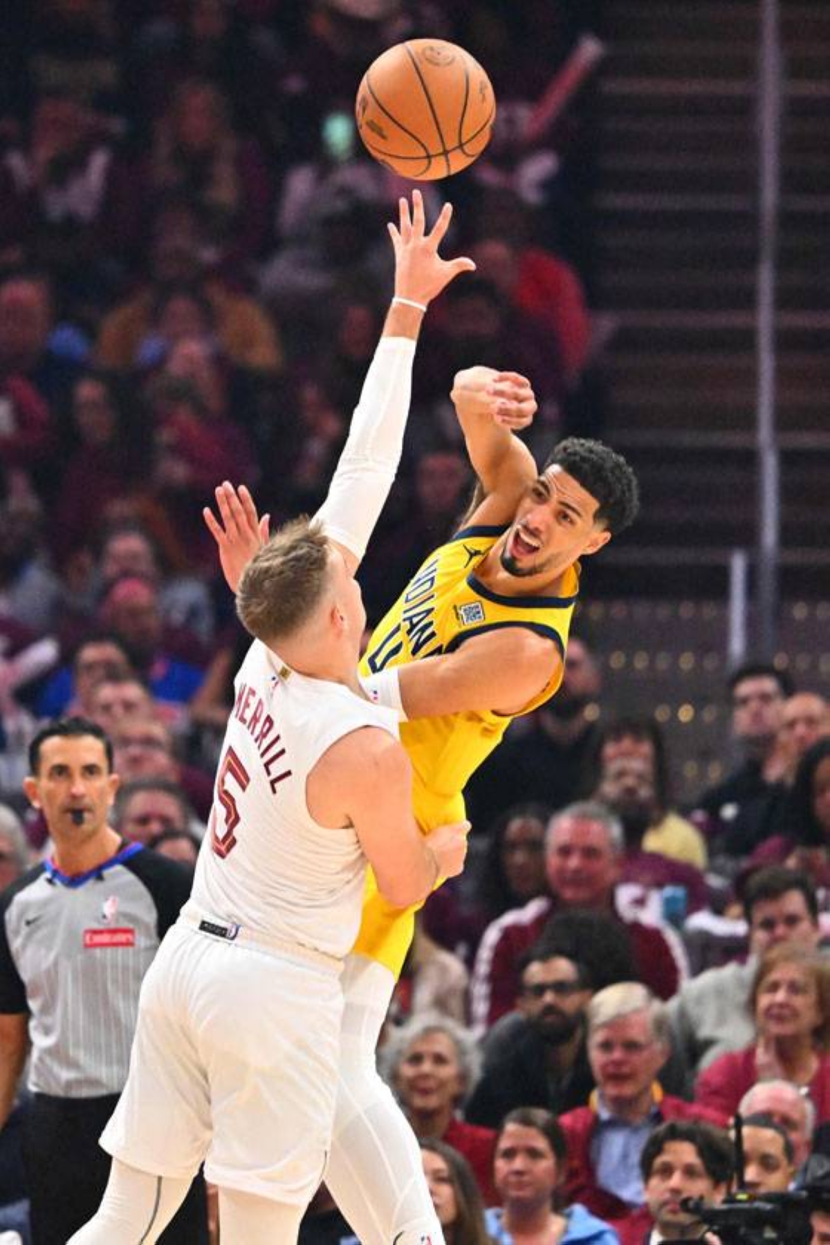 Indiana Pacers Stun Cleveland Cavaliers in NBA Playoff Opener