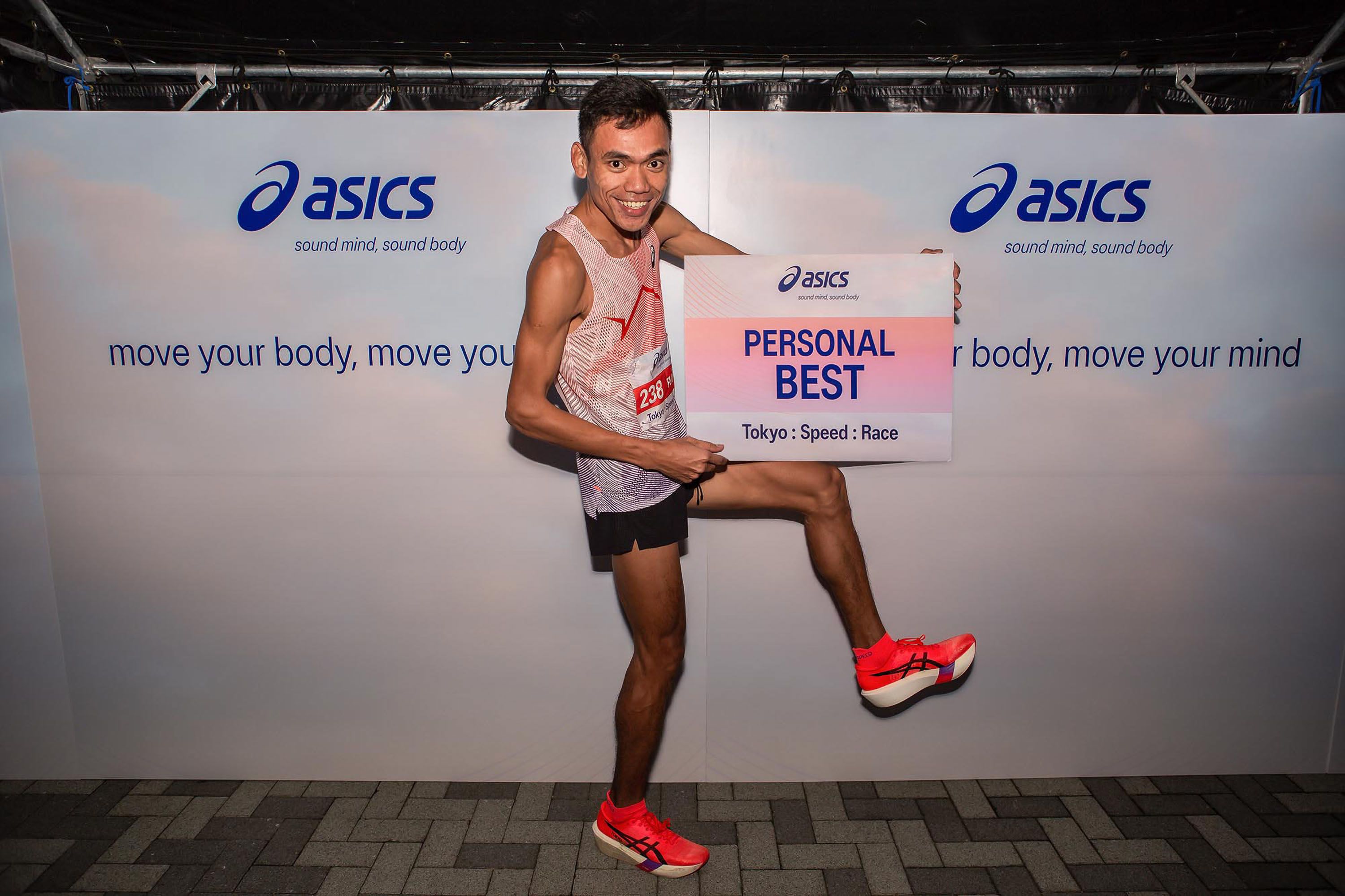 Eduard Flores Sets New Personal Record at ASICS Tokyo Speed Race